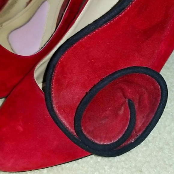 SEXY SUEDE HEELS - Picture 4 of 8